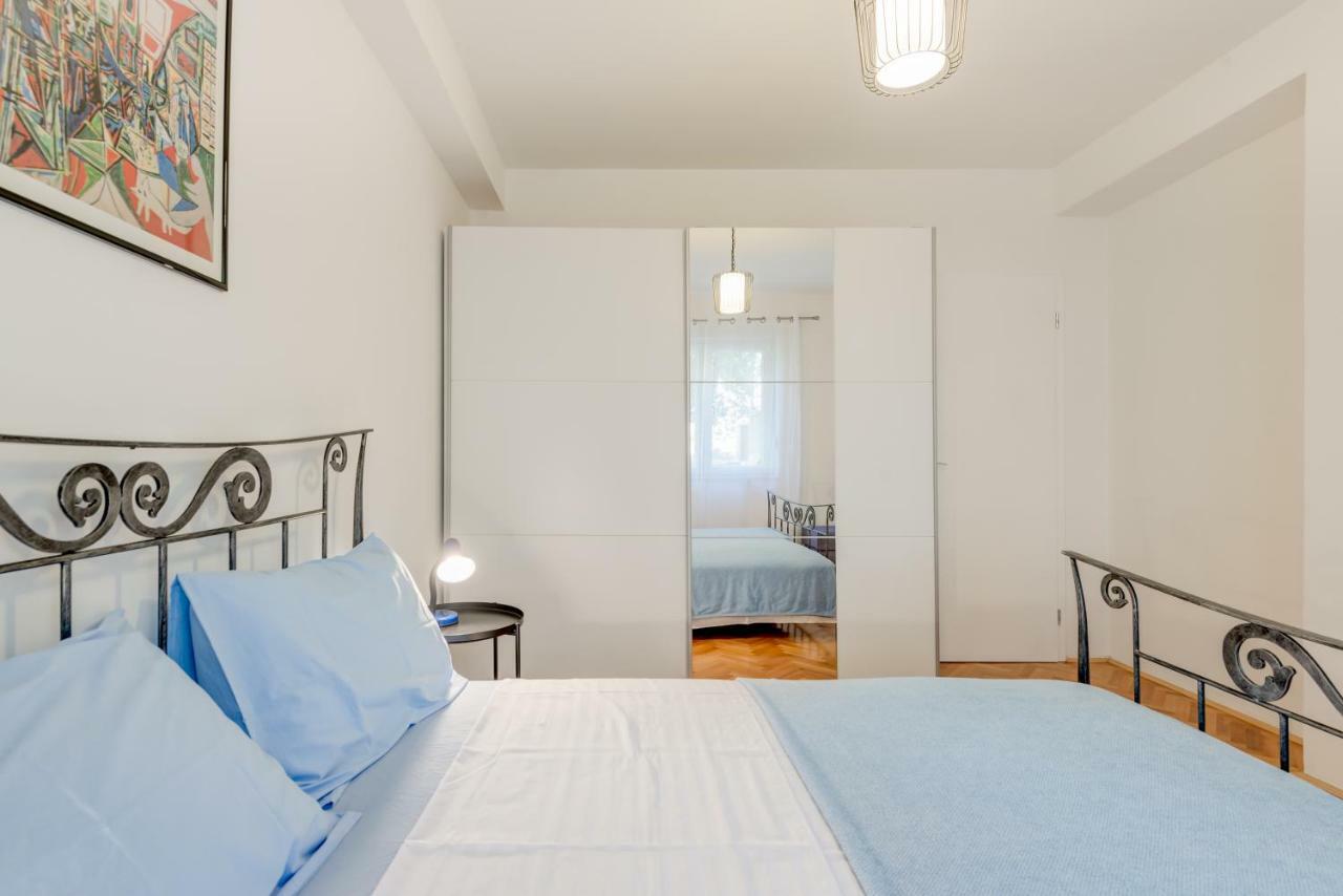Apartmani Mirta Omis Exterior photo