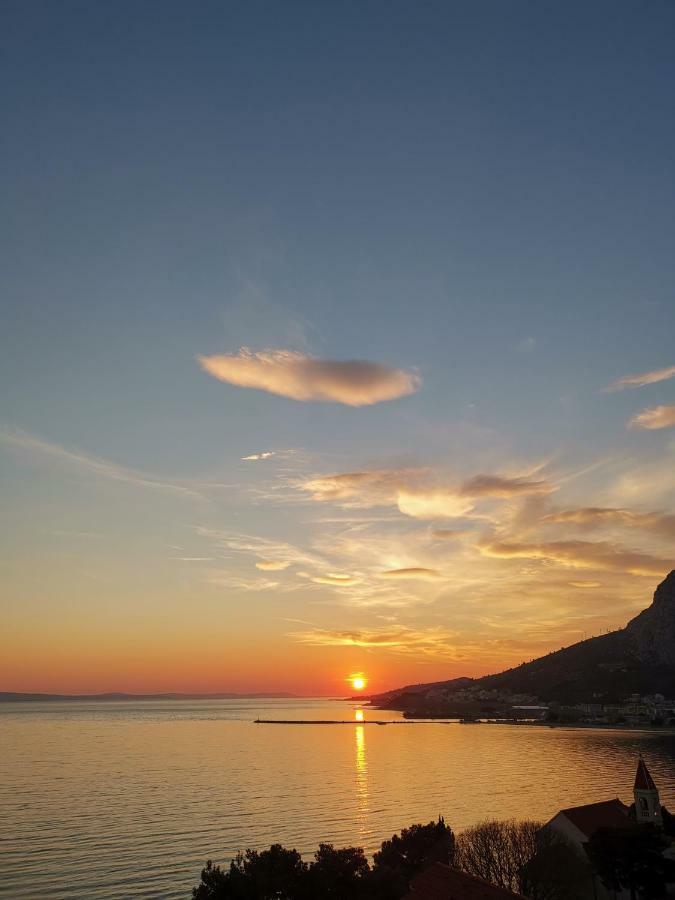 Apartmani Mirta Omis Exterior photo