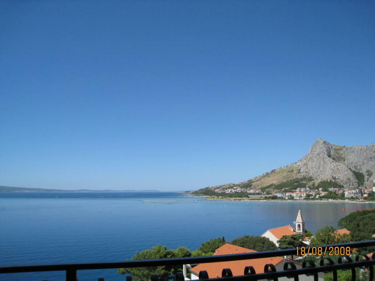 Apartmani Mirta Omis Exterior photo
